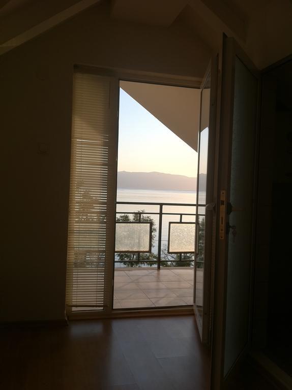 Guest House Lokoski Peštani Стая снимка
